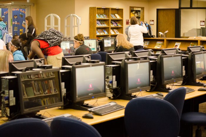 Library Computer Lab located on the Willmar Campus