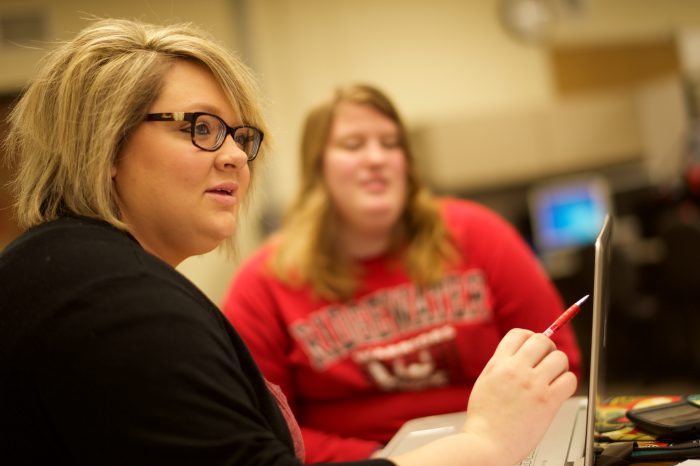 Administrative Assistant students studying
