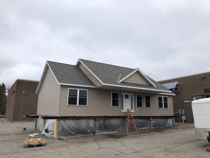 Photo of the carpentry-built house