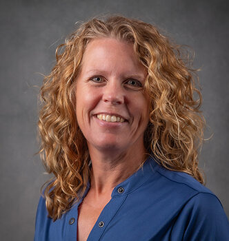 Dr. Jennifer Anderson, DVM, Faculty, Staff Photo