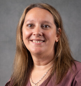 staff portrait Shanda Hubbell